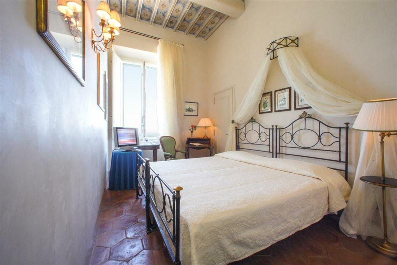 Hotel Villa Ottone Портоферрайо Экстерьер фото