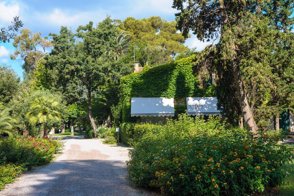 Hotel Villa Ottone Портоферрайо Экстерьер фото