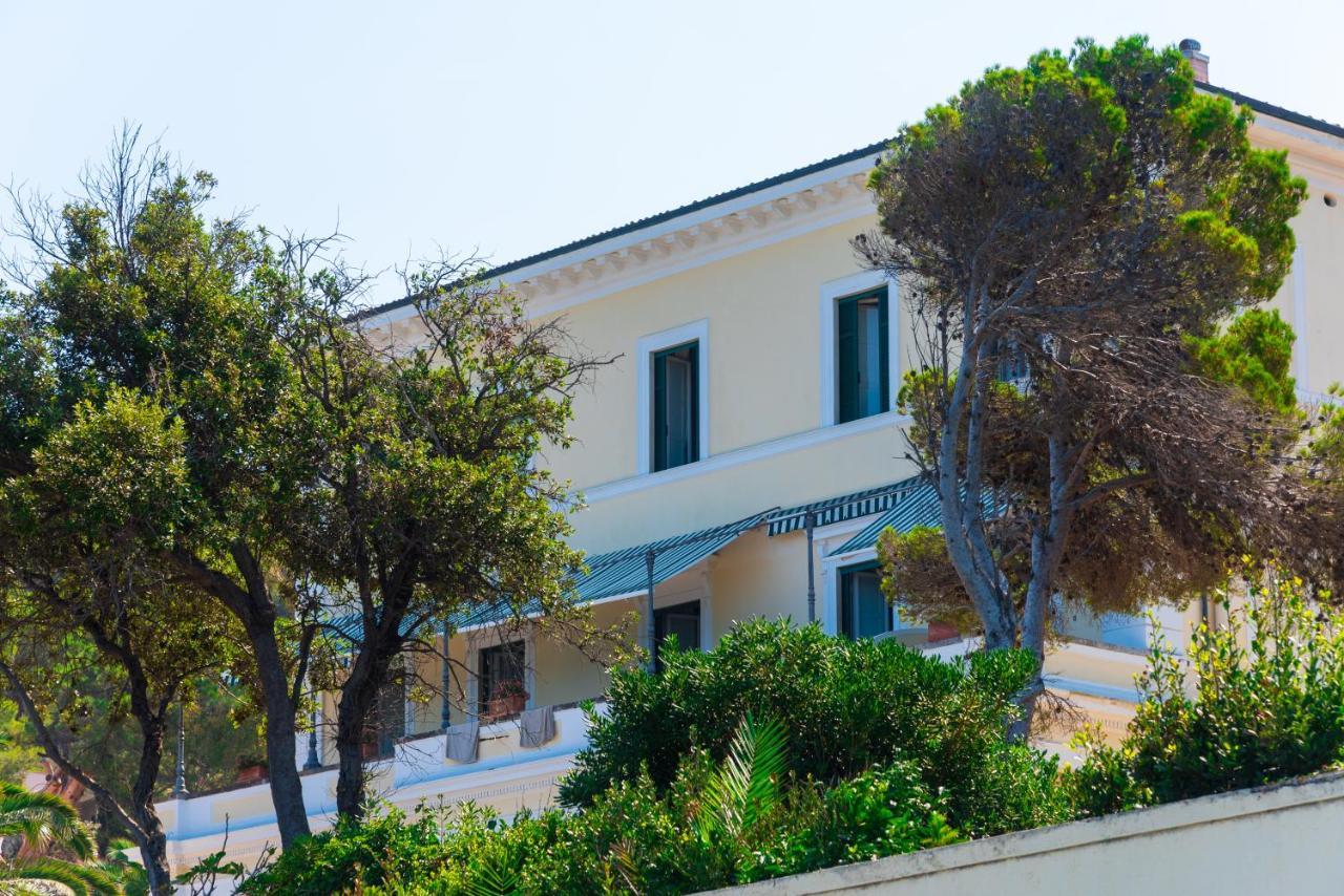 Hotel Villa Ottone Портоферрайо Экстерьер фото