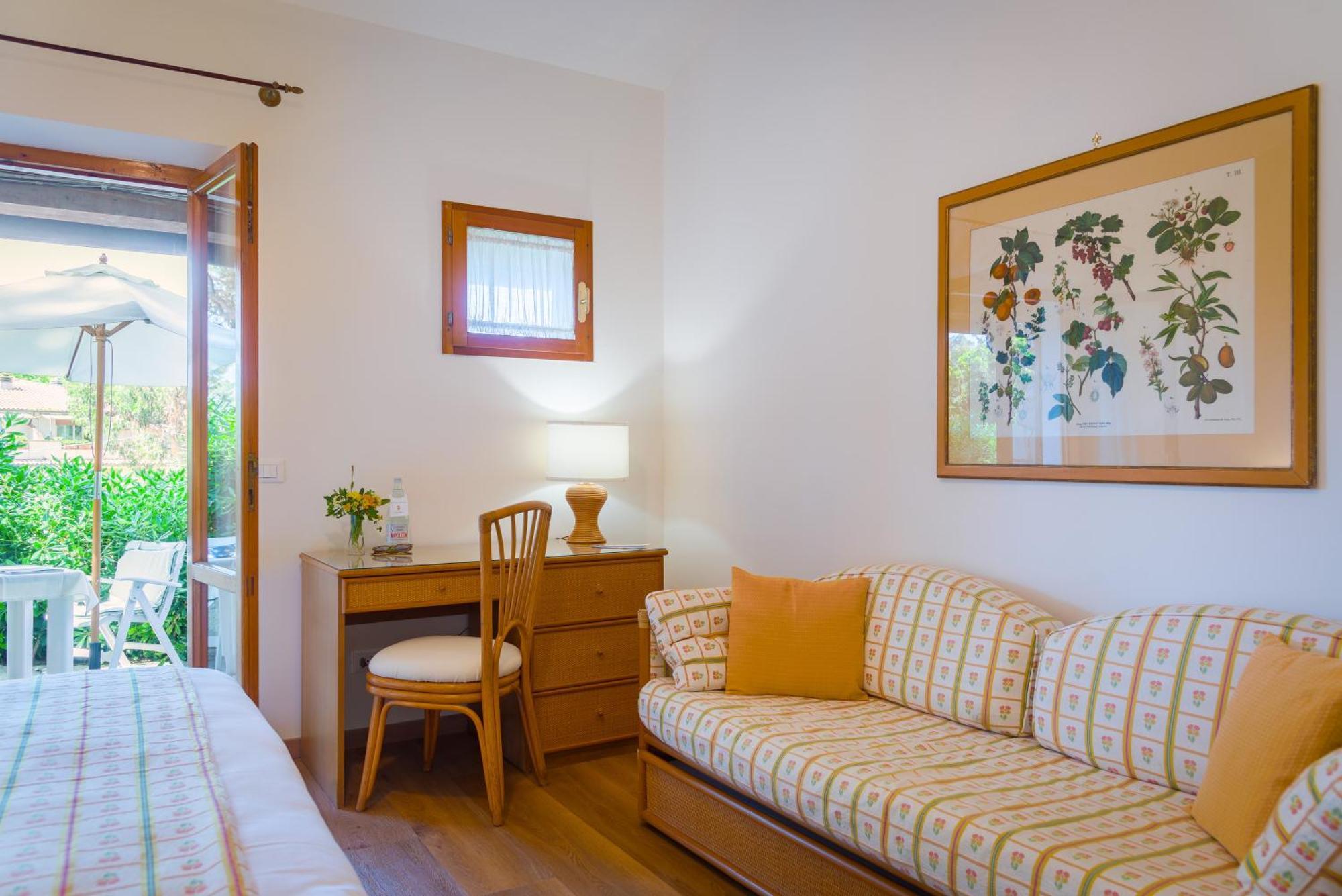 Hotel Villa Ottone Портоферрайо Экстерьер фото